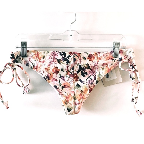 MARTHA REY Pasley Bikini Bottom in Mother Salvia - Picture 3 of 7